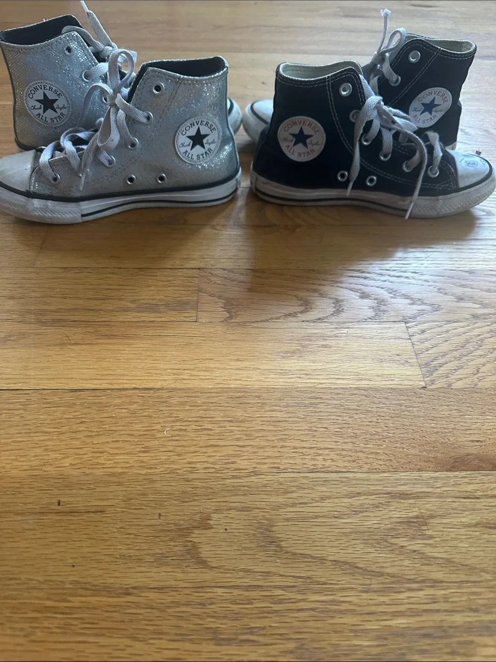 Converse Kids High-Top Sneakers in Black and Silver Glitter size 13